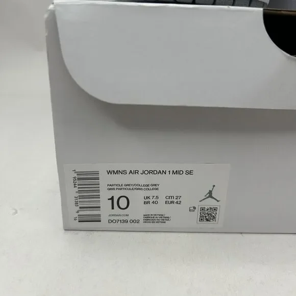Nike Shoes Air Jordan 1 Mid SE WMNS “Particle Grey/Fleece” 2023